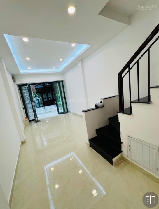 🏡 Bán nhà mới 3/2, Q.10, hẻm 5m, 8.x tỷ! - Ảnh chính